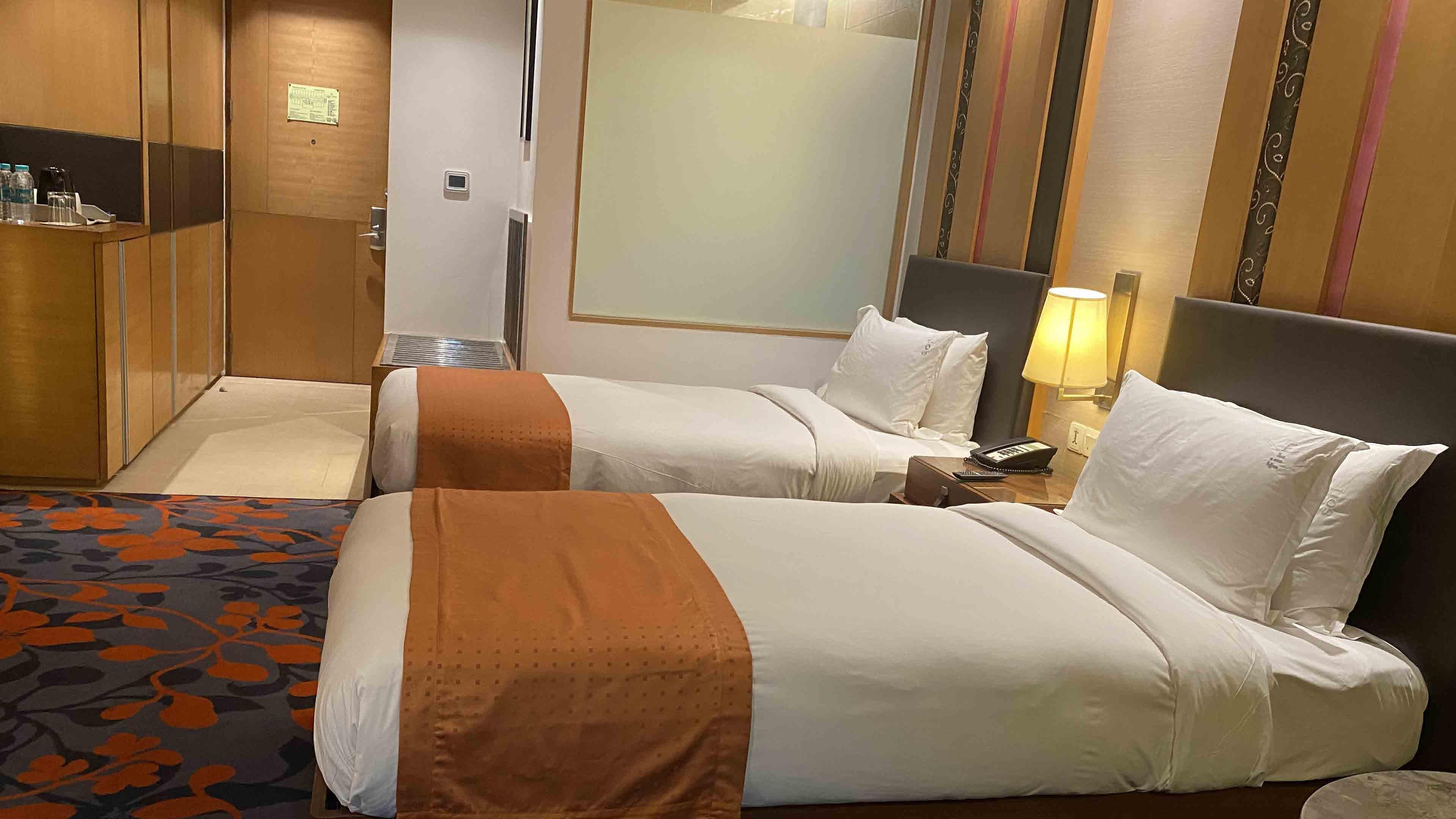 فندق هوليداي إن نيودلهي مايور فيهار نويدا المظهر الخارجي الصورة Deluxe room